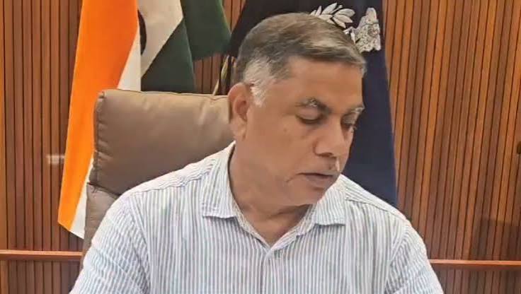 बाड़मेर खुली जेल से आजीवन कारावास का बन्दी फरार, भावेश उर्फ बंटी पुत्र मंगलाराम निवासी कमला नेहरू नगर जोधपुर हुआ फरार, हत्या,आर्म्स एक्ट ...